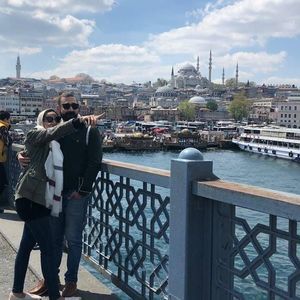 Meet your Posher, Esraa